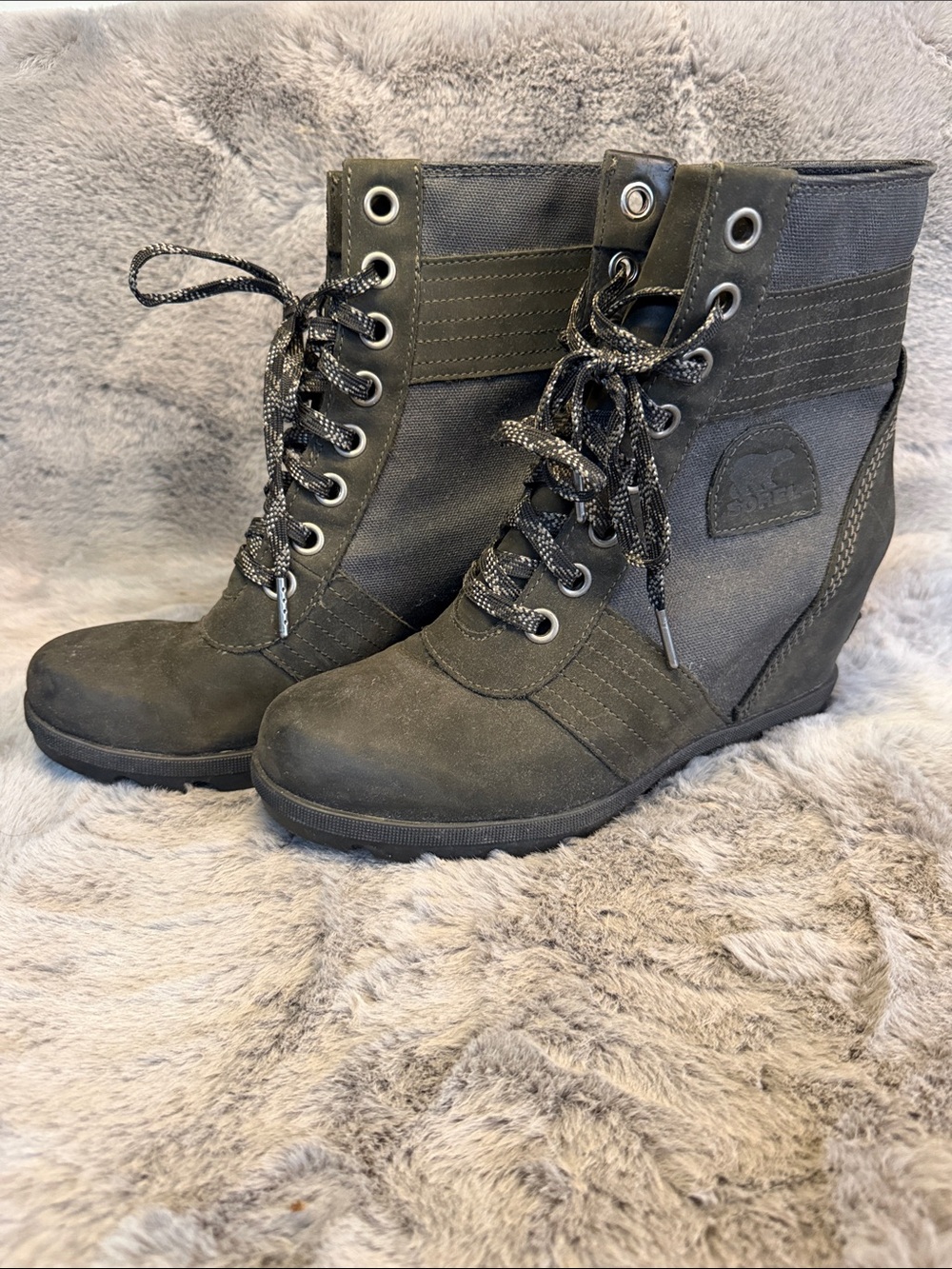Sorel Women's Black Lace-Up Wedge Ankle Boots